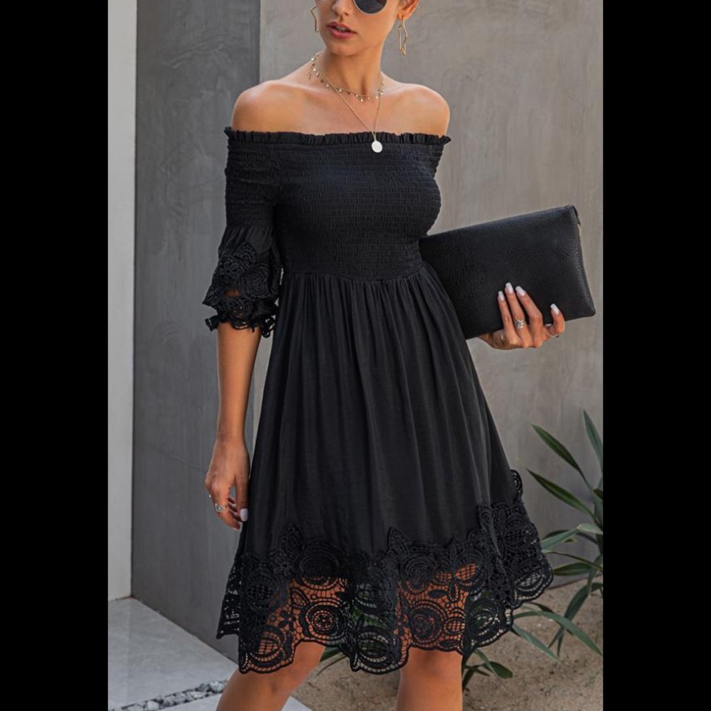 Off the Shoulder Lace Design Mini Dress